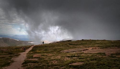 weather moving in  - Pikes Peak Colorado